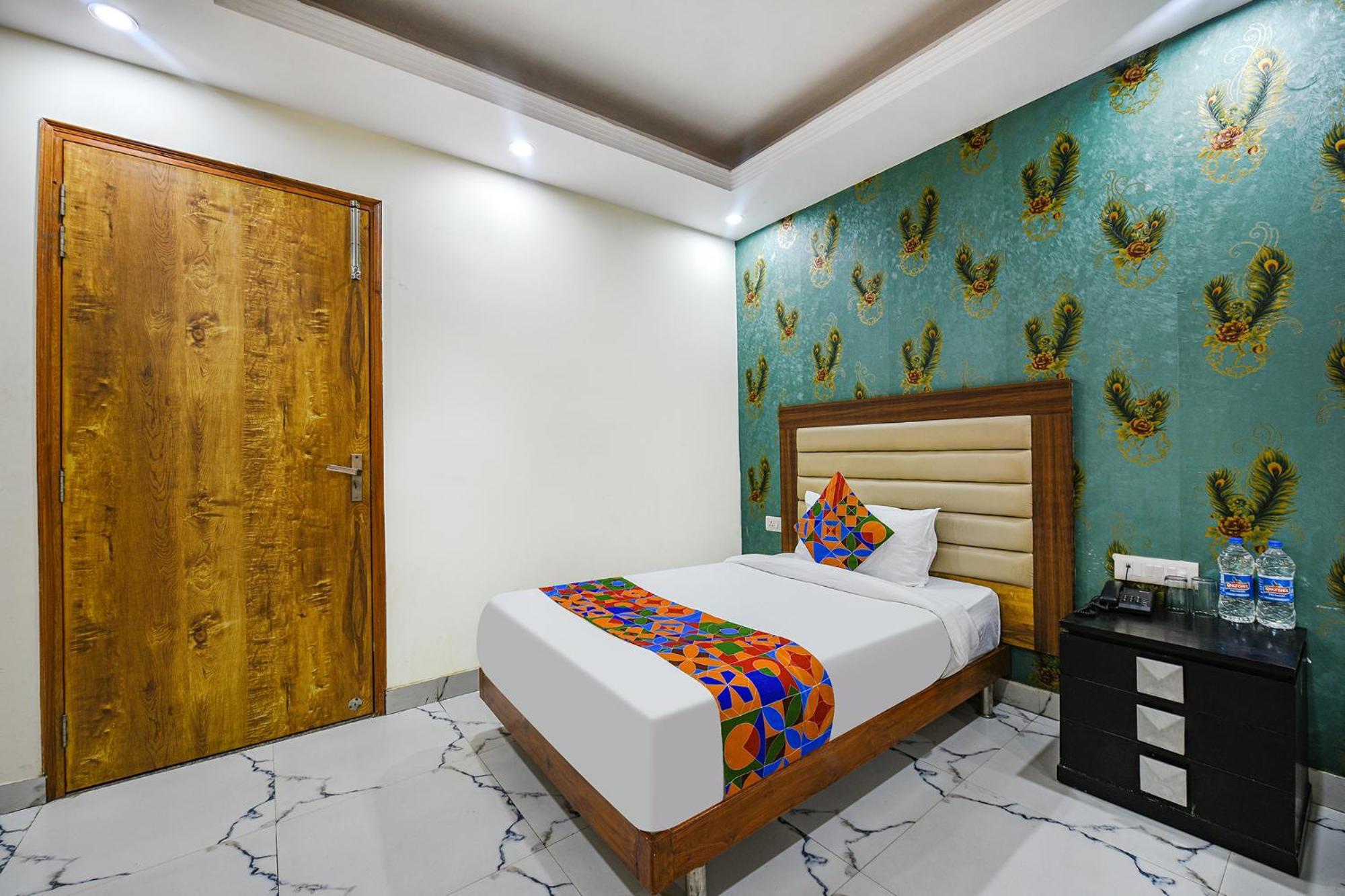 Fabexpress Shanti Stay Nueva Delhi Exterior foto